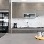 Elysian Zen Luxury - Two Bedroom With Terrace And Sea View