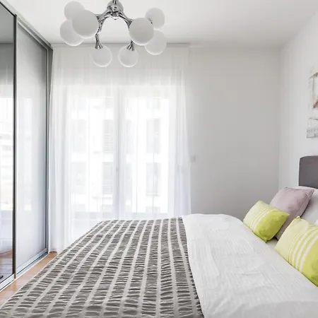 Elysian Zen Luxury - Two Bedroom With Terrace And Sea View Apartamento *