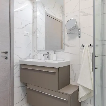 Apartmán Elysian Zen Luxury - Two Bedroom With Terrace And Sea View
