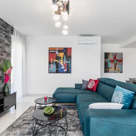 Elysian Zen Luxury - Two Bedroom With Terrace And Sea View Apartamento *